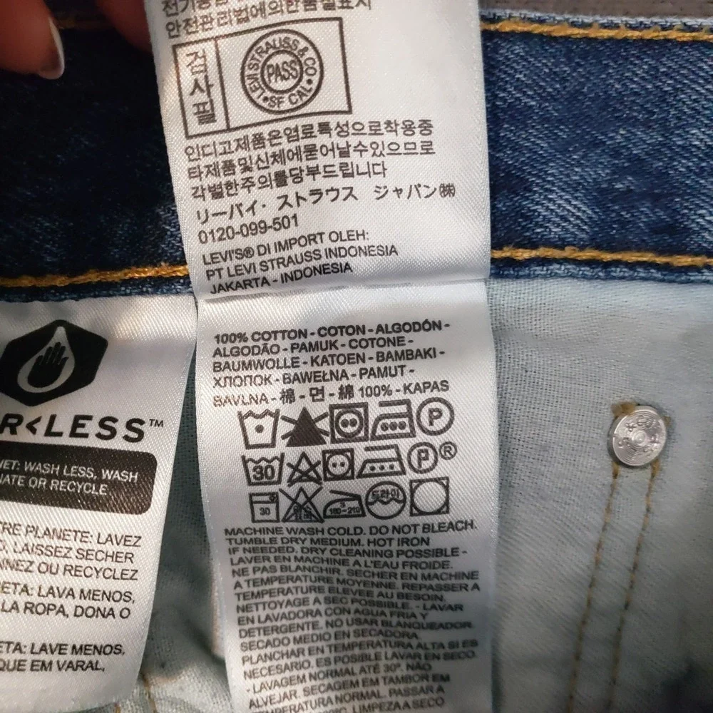 Levis good used